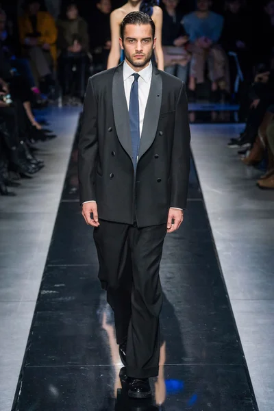 Look 91